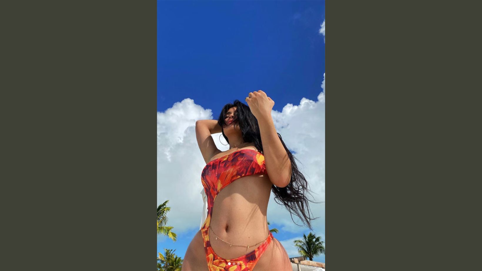 The American Model and Businesswoman Kylie Jenner: Hot, Sexy Bikini Photos - Okeyworld