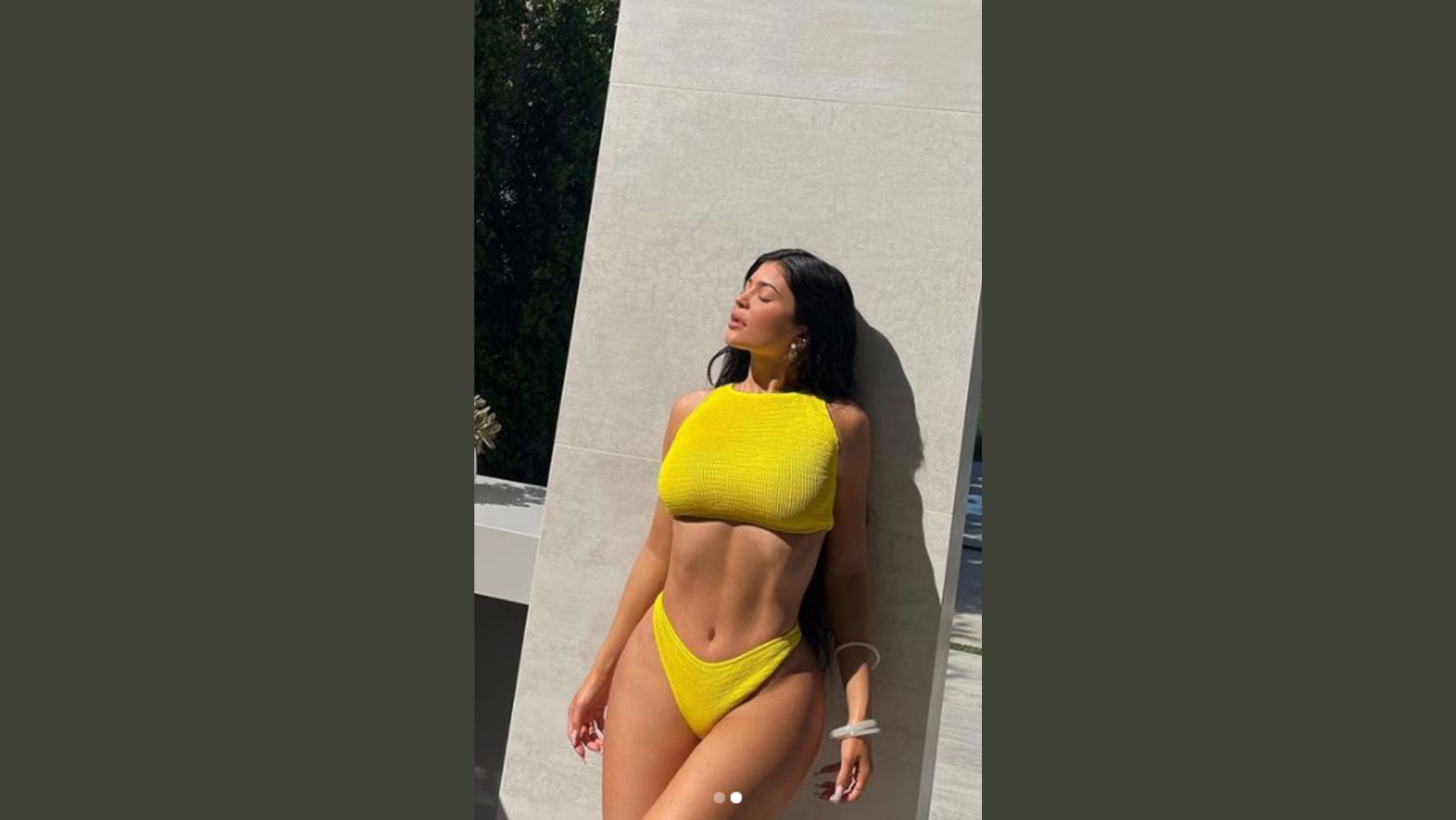 The American Model and Businesswoman Kylie Jenner: Hot, Sexy Bikini Photos - Okeyworld